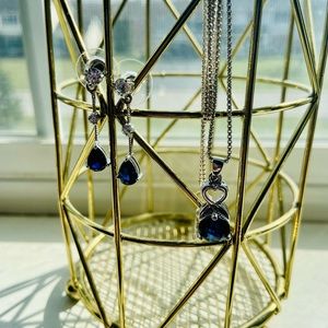 💙Beautiful Sterling Silver and faux Sapphire set